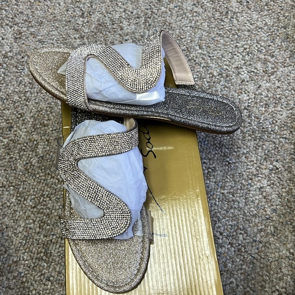 Thalia Sodi Shoes - NWT THALIA  SODI BRAND SANDAL
